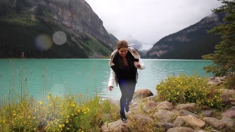 A 20 second video of Lake Louise