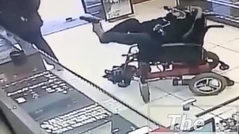 Guy With No Arms Robs Jewelery Store