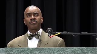 Pastor Gino Jennings: "The Holy Scriptures Vs. The Queen James Bible"
