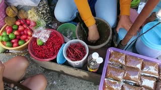 Best Thai Papaya Salad - Thai Som Tum - Thailand Street Food