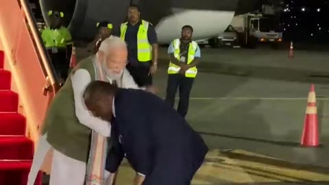 Papua New Guina PM seeks PM Modi's blessings