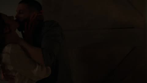 In the Dark 4x05 / Kissing Scene — Murphy and Max (Perry Mattfeld and Casey Deidrick)