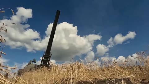 Russian 2S4 Tyulpan - The Largest Mortar System in the World
