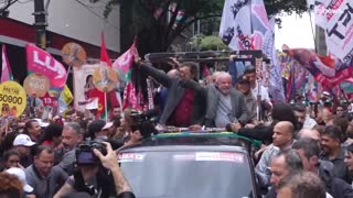 Brazil election_ Lula and Bolsonaro supporters rally in Sao Paulo on eve of vote