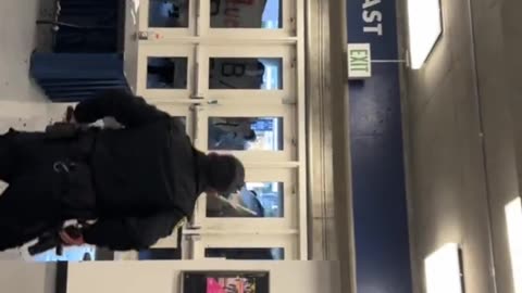 Antifa smashing windows at UC Davis where Charlie Kirk is scheduled to speak - 3/14/23