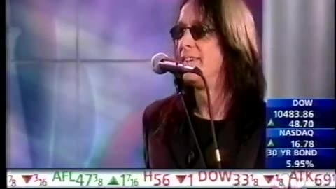 June 21, 2000 - Todd Rundgren Gets Utopian on Cable Business Channel