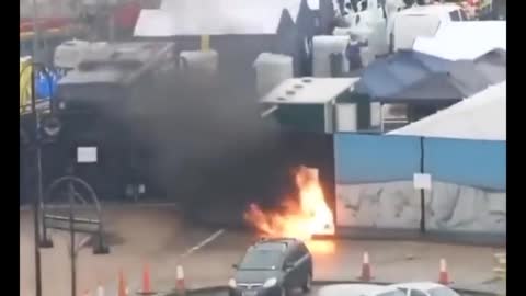 Londra, molotov contro centro di immigrazione a Dover un ferito