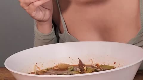 The most popular SEXY & CUTE lady serves $1.5 noodles buffet in BANGKOK - Thai Food -All You Can EAT