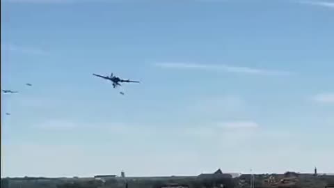 B-17 Crashes Into Other Plane At Dallas Air Show