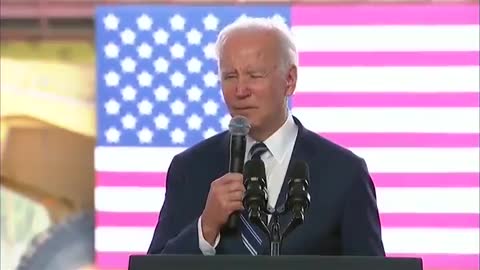 "Nano Nono, I Don't Know" - Biden BUTCHERS Speech About Nanochips In Arizona