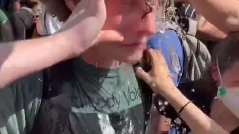 Protesters are getting pepper sprayed at the University of Texas in Austin