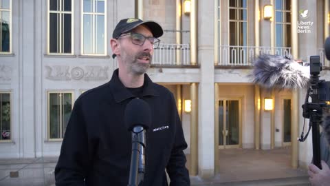 Ingenieur Manuel Döring und Rechtsanwalt Ralf Ludwig zu der Haftung und Gefahr der Masken