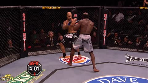 UFC Debut: Kimbo Slice vs Houston Alexander | Free Fight