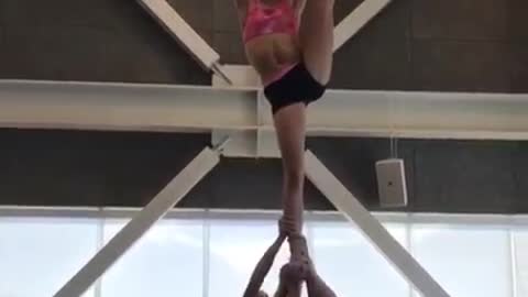 Cheerleader video