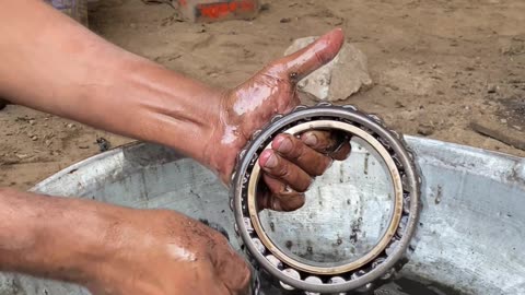 How to wash wheel bearing #bearing #wheel #youtubeshorts #restoration