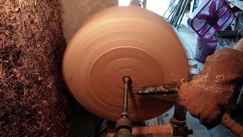 Turning a 15x7 bowl