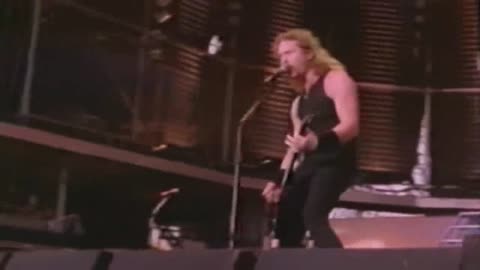 ENTER SANDMAN music video of Metallica live in Moscow, Russia