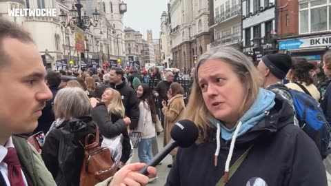 Schweizer in London- Warum Claudia nach Grossbritannien reiste, um für Assange zu protestieren