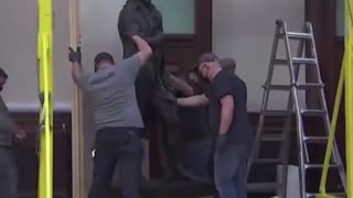 Thomas Jefferson statue removed from New York City Hall after 187 years.