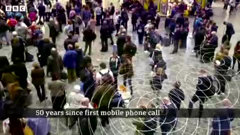 50 years since first mobile phone call - BBC News