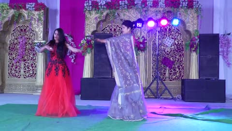 Bhabhi aavegi r mahare bhabhi aavegi + indian wedding desi woman dance