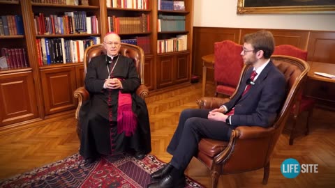 Bishop Athanasius Schneider criticizes Pope Francis' false ecumenism