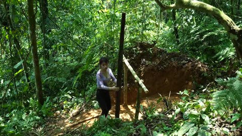 Overnight shelter, fighting with wild nature - Eat wild food, bushcraft survival