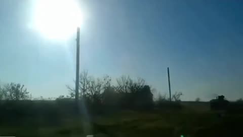 🇷🇺🇺🇦 Ukrainian humvee running over a IED