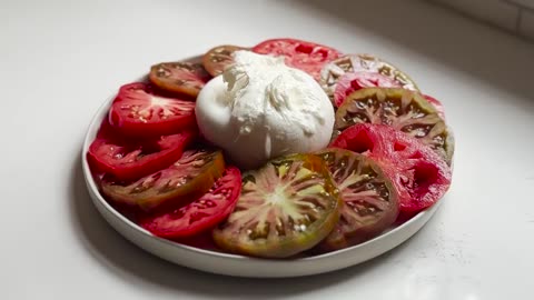 Burrata Caprese