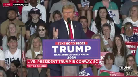A huge Trump rally in South Carolina ahead of the Primaries there
