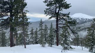 Mount Bachelor Peak Across the Way – Central Oregon – Vista Butte Sno-Park – 4K