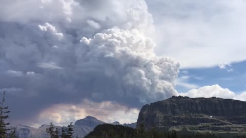 Forest Fire Mountains Natural Disaster