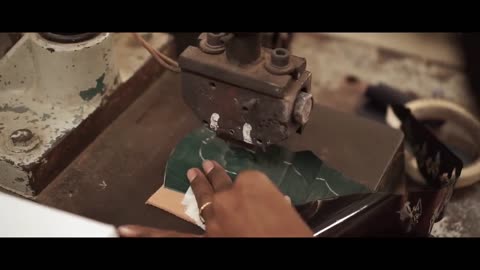How it's made Shoes Making Process In Factory