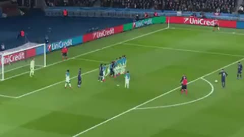 Fantastic free-kick goal by Di Maria vs Barcelona
