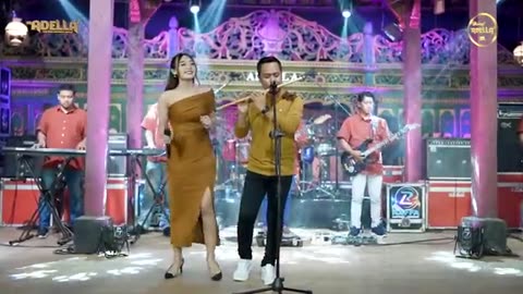 difarina indra ft fendik - memandangmu