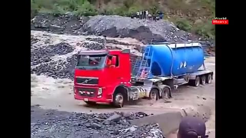 Top Awesome Incredible Dump Truck Idiots Operator Expert