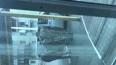 A Ukranian men is kidnapped by the Ukranian army and forcefully drafted