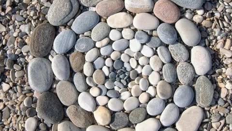 Artistic and beautiful stone craft | home decoration with stone (pebble)