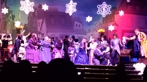 Willie The Entertainer - Scrooge The Musical