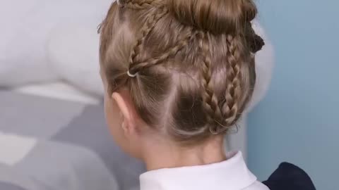 25 COOL HAIRSTYLES TO MAKE UNDER A MINUTE