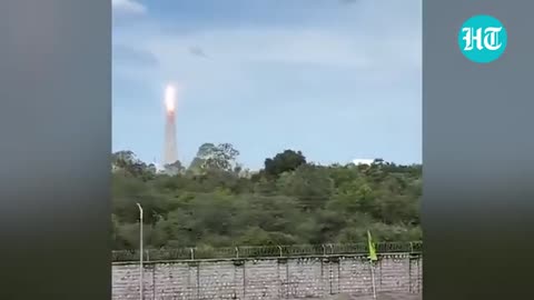 Viral: Chandrayaan-3 Recorded From Plane Window; Netizens Marvel At India's Milestone