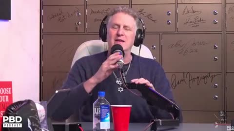 He doesn't wanna admit it but famous Trump hater Michael Rapaport is slowly awakening!😁