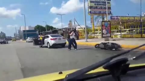 Panama Road Rage - Motorcycle Vs. Car