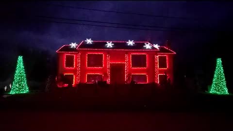 Casa en Connecticut muestra un increíble show de luces de Navidad