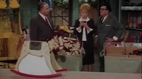 The Lucy Show - S5E13 LUCY AND THE EFFICIENCY EXPERT