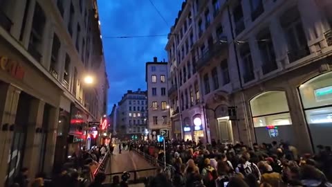 FRANCE - Lyon. The people are coming … bringing their banned pots and pans. Protestors plan ...
