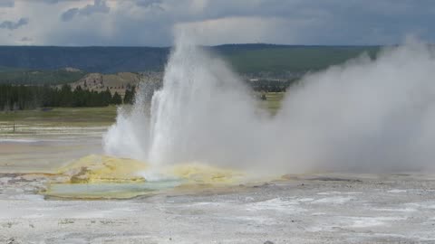 Clepsydra Geyser, Lower Geyser Basin, Yellowstone National Park