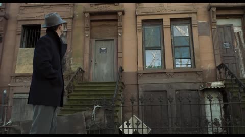 MOTHERLESS BROOKLYN – “Timely” Featurette