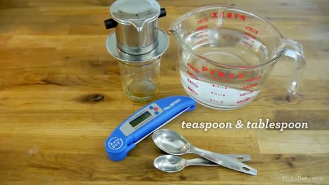 How to Make Vietnamese Egg Coffee (Liquid Tiramisu Recipe) - Cà Phê Trứng Coffee Recipe