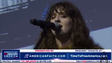 Grace Frazier Plays for 4,000 People at the Reawaken America Tour!!!
